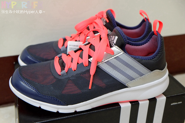 〈運動魂燃燒吧〉運動女孩兒穿搭鞋款分享,Adidas運動訓練鞋開箱~ @強生與小吠的Hyper人蔘~ adidas開箱 (6).jpg