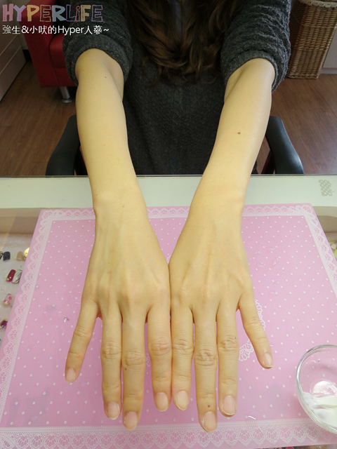 ♥台中手足保養♥深層保養還我水嫩奶油桂花手~同場加映讓睫毛濃密開花的6D嫁接睫毛!@逢甲苡丹思 @強生與小吠的Hyper人蔘~ 苡丹思時尚藝術美甲美睫 (9).jpg