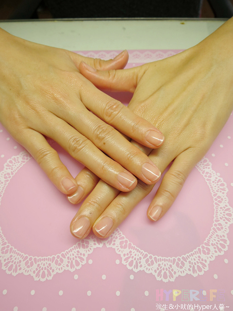 ♥台中手足保養♥深層保養還我水嫩奶油桂花手~同場加映讓睫毛濃密開花的6D嫁接睫毛!@逢甲苡丹思 @強生與小吠的Hyper人蔘~ 苡丹思時尚藝術美甲美睫 (12).jpg