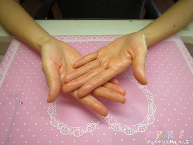 ♥台中手足保養♥深層保養還我水嫩奶油桂花手~同場加映讓睫毛濃密開花的6D嫁接睫毛!@逢甲苡丹思 @強生與小吠的Hyper人蔘~ 苡丹思時尚藝術美甲美睫 (14).jpg