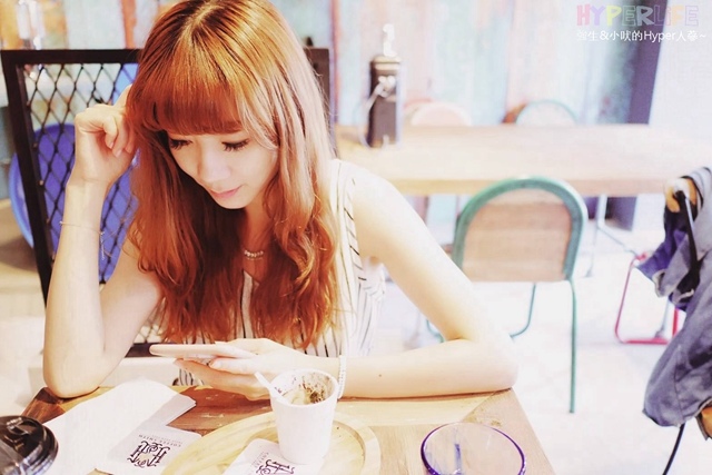 ∥美睫∥無神單眼皮接完睫毛後變身放電雙眼皮~極細睫毛的隱形眼線效果超威,讓我又有閃閃發亮滴迷人眼神啦!!!@台中娳娳婭精油花園 @強生與小吠的Hyper人蔘~ 台中娳娳婭接睫毛 種睫毛植睫毛 (7).jpg