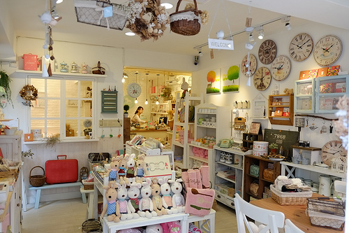 讓女孩兒們忍不住想尖叫的可愛雜貨舖,給妳滿滿的Zakka台中雜貨大平台!!敲可愛的雜貨讓人陷入嚴重選擇困難之外,美美的店面裝潢擺設也是IG熱門打卡點喔~~ @強生與小吠的Hyper人蔘~ angellala (9).jpg