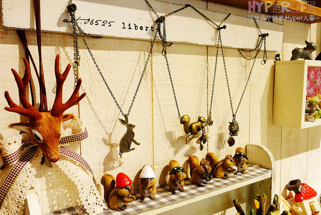 讓女孩兒們忍不住想尖叫的可愛雜貨舖,給妳滿滿的Zakka台中雜貨大平台!!敲可愛的雜貨讓人陷入嚴重選擇困難之外,美美的店面裝潢擺設也是IG熱門打卡點喔~~ @強生與小吠的Hyper人蔘~ PuGu (6).jpg