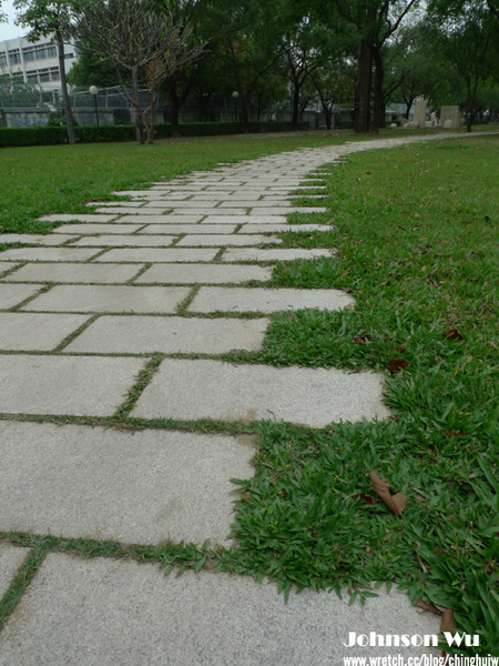 LX3 – 陰天國美館試拍 @強生與小吠的Hyper人蔘~ LX3 – 陰天國美館試拍