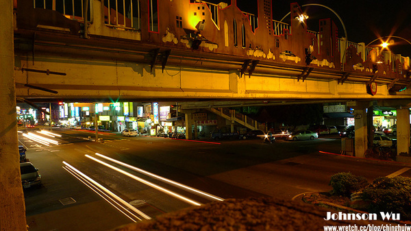 LX3 試拍夜景 – 水湳天橋隨手拍 @強生與小吠的Hyper人蔘~ LX3 試拍夜景 – 水湳天橋隨手拍