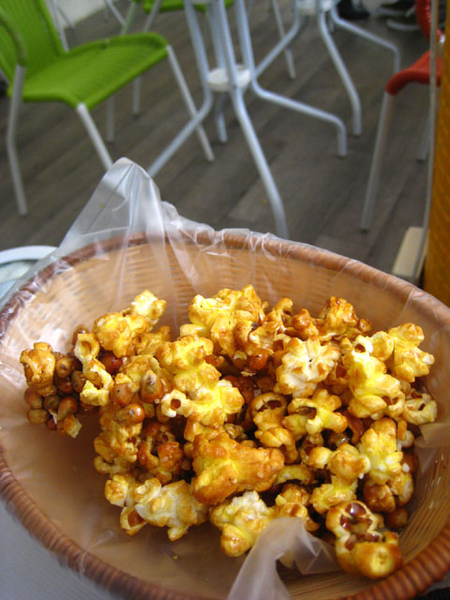 Noob Burger 牛逼洋行大嗑漢堡包 @強生與小吠的Hyper人蔘~ Noob Burger 牛逼洋行大嗑漢堡包