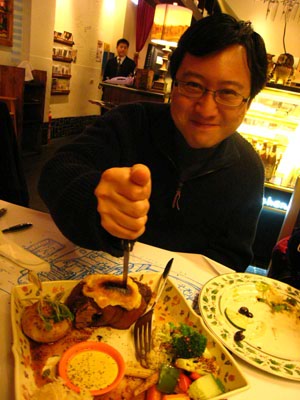 【秘密旅行】德國店‧一整個全豬大餐 @強生與小吠的Hyper人蔘~ 【秘密旅行】德國店‧一整個全豬大餐