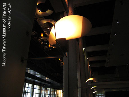 國美館培養藝術氣息去 @強生與小吠的Hyper人蔘~ 國美館培養藝術氣息去