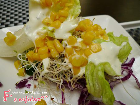 Holiday Inn Express‧聚坊‧ @強生與小吠的Hyper人蔘~ Holiday Inn Express‧聚坊‧