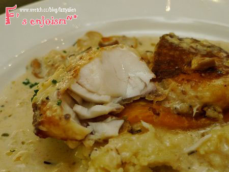 Holiday Inn Express‧聚坊‧ @強生與小吠的Hyper人蔘~ Holiday Inn Express‧聚坊‧