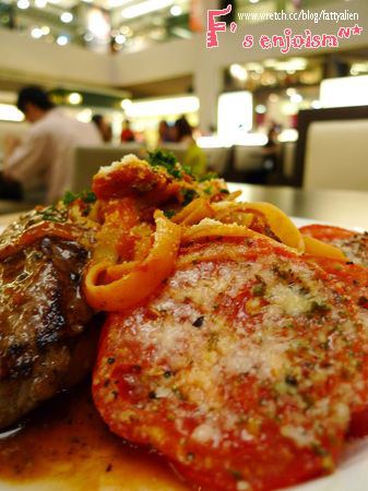 Holiday Inn Express‧聚坊‧ @強生與小吠的Hyper人蔘~ Holiday Inn Express‧聚坊‧