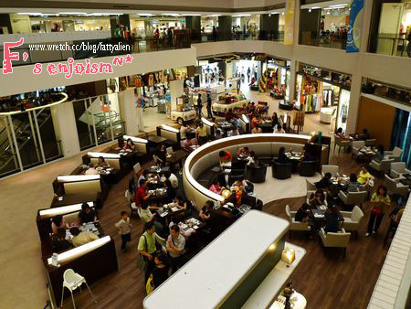 Holiday Inn Express‧聚坊‧ @強生與小吠的Hyper人蔘~ Holiday Inn Express‧聚坊‧