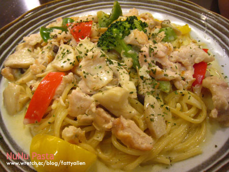 俗溝大碗Pasta│NuNu Cafe│ @強生與小吠的Hyper人蔘~ 俗溝大碗Pasta│NuNu Cafe│