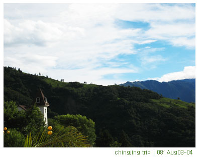 放一個腦袋空空行。 @強生與小吠的Hyper人蔘~ 放一個腦袋空空行。