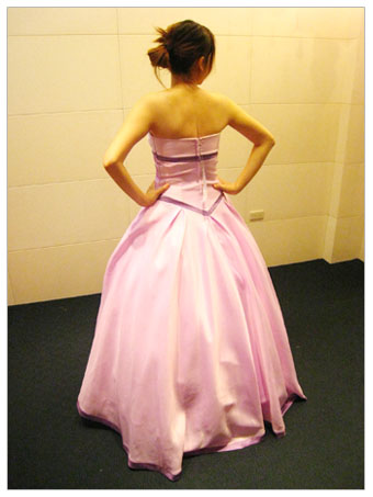 ღ wedding partyღ 該花的$花下去就對了!*禮服造型篇* @強生與小吠的Hyper人蔘~ ღ wedding partyღ 該花的$花下去就對了!*禮服造型篇*