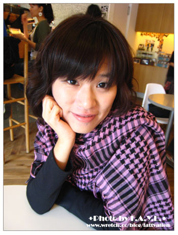 暴食社三巨頭@Retro Coffee。 @強生與小吠的Hyper人蔘~ 暴食社三巨頭@Retro Coffee。