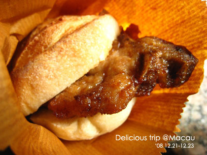 ├ 澳門文化美食之旅 ┤超人氣的大利來記豬扒包 @強生與小吠的Hyper人蔘~ ├ 澳門文化美食之旅 ┤超人氣的大利來記豬扒包