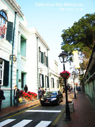 ├ 澳門文化美食之旅 ┤超人氣的大利來記豬扒包 @強生與小吠的Hyper人蔘~ ├ 澳門文化美食之旅 ┤超人氣的大利來記豬扒包